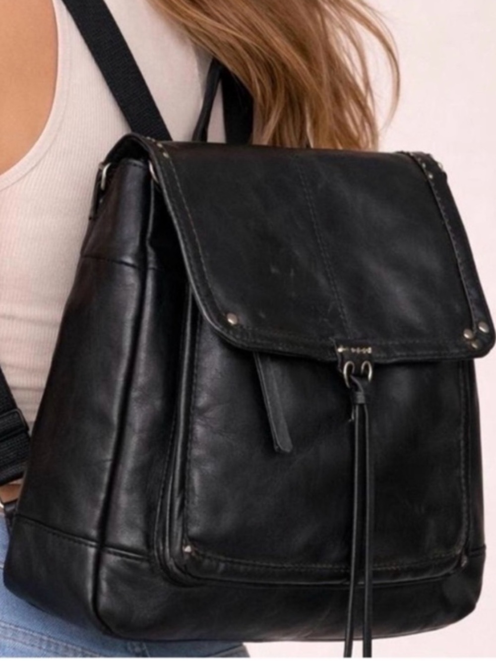 The Sak Ventura Convertible Black Leather Backpack Messenger Crossbody Bag Purse